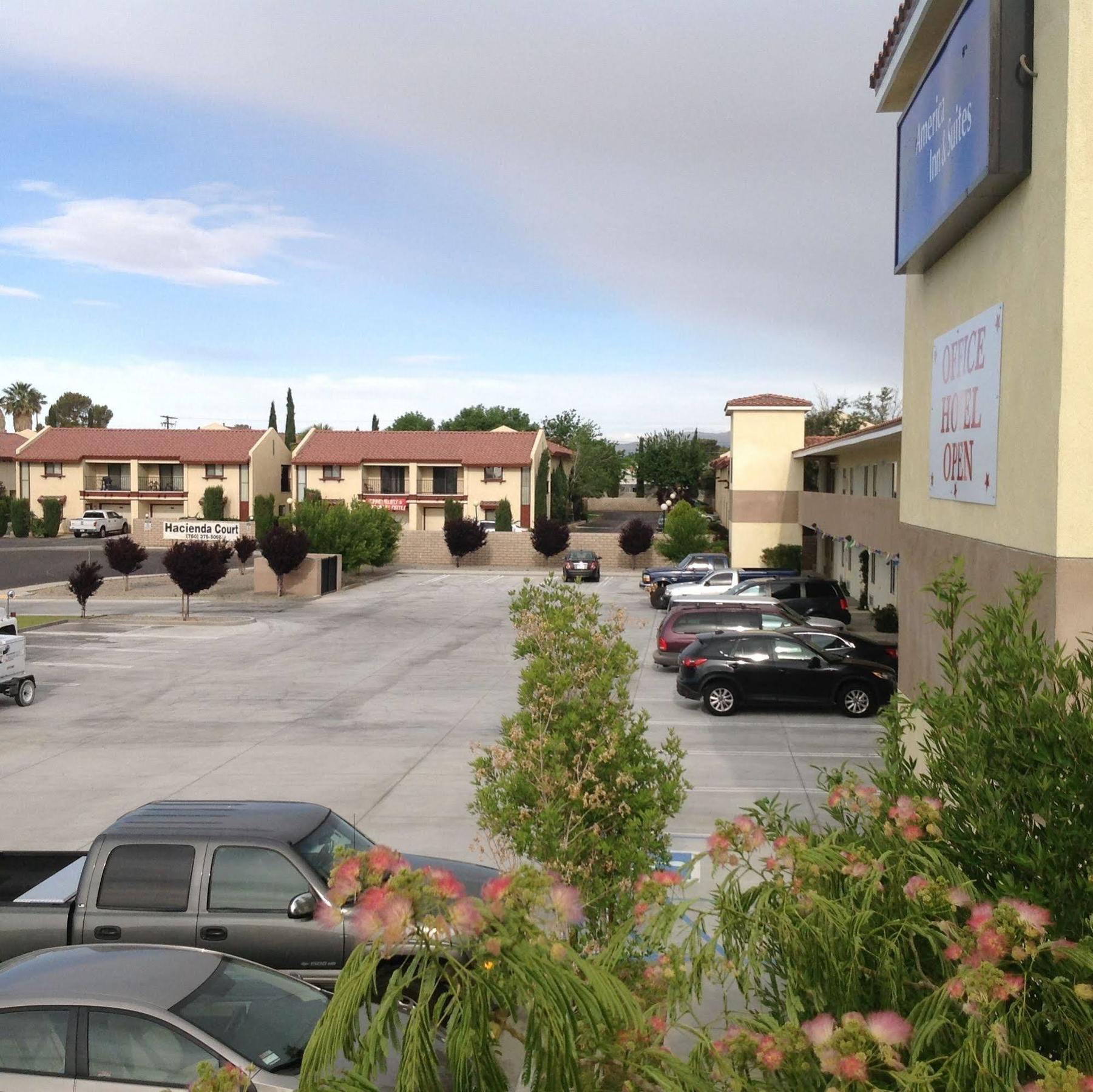 America Inn & Suites Ridgecrest Exterior photo